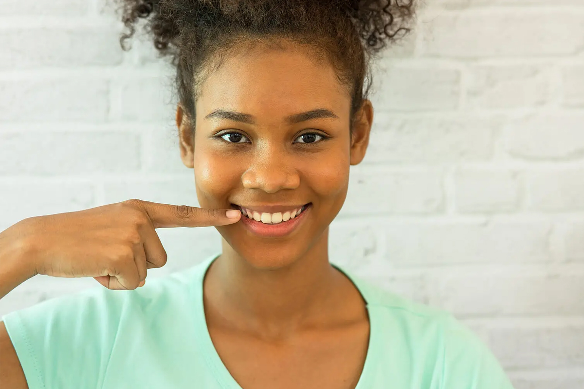 Family Dentist of Stuart | EASY TIPS FROM YOUR SATURDAY DENTIST IN STUART, FL: WHAT IS TONGUE SCRAPING?  